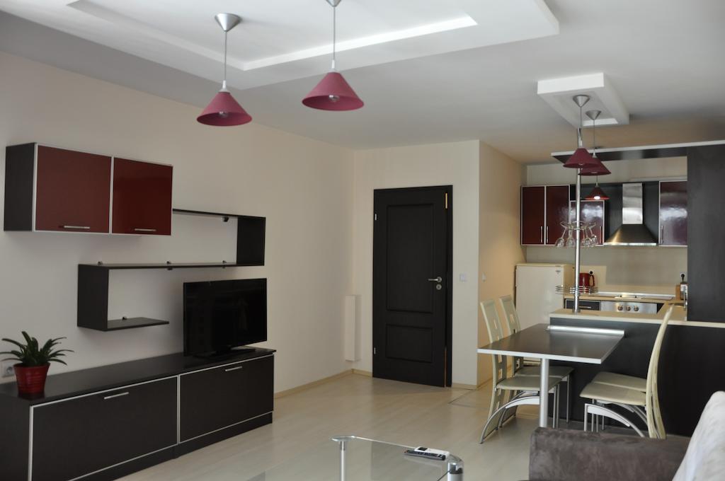 Black Sea Brееze Apartment Varna Habitación foto